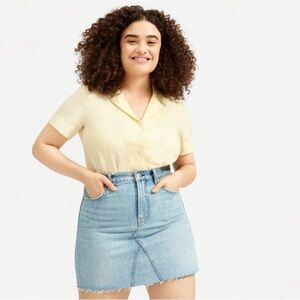 Everlane Denim Skirt in light wash size 32